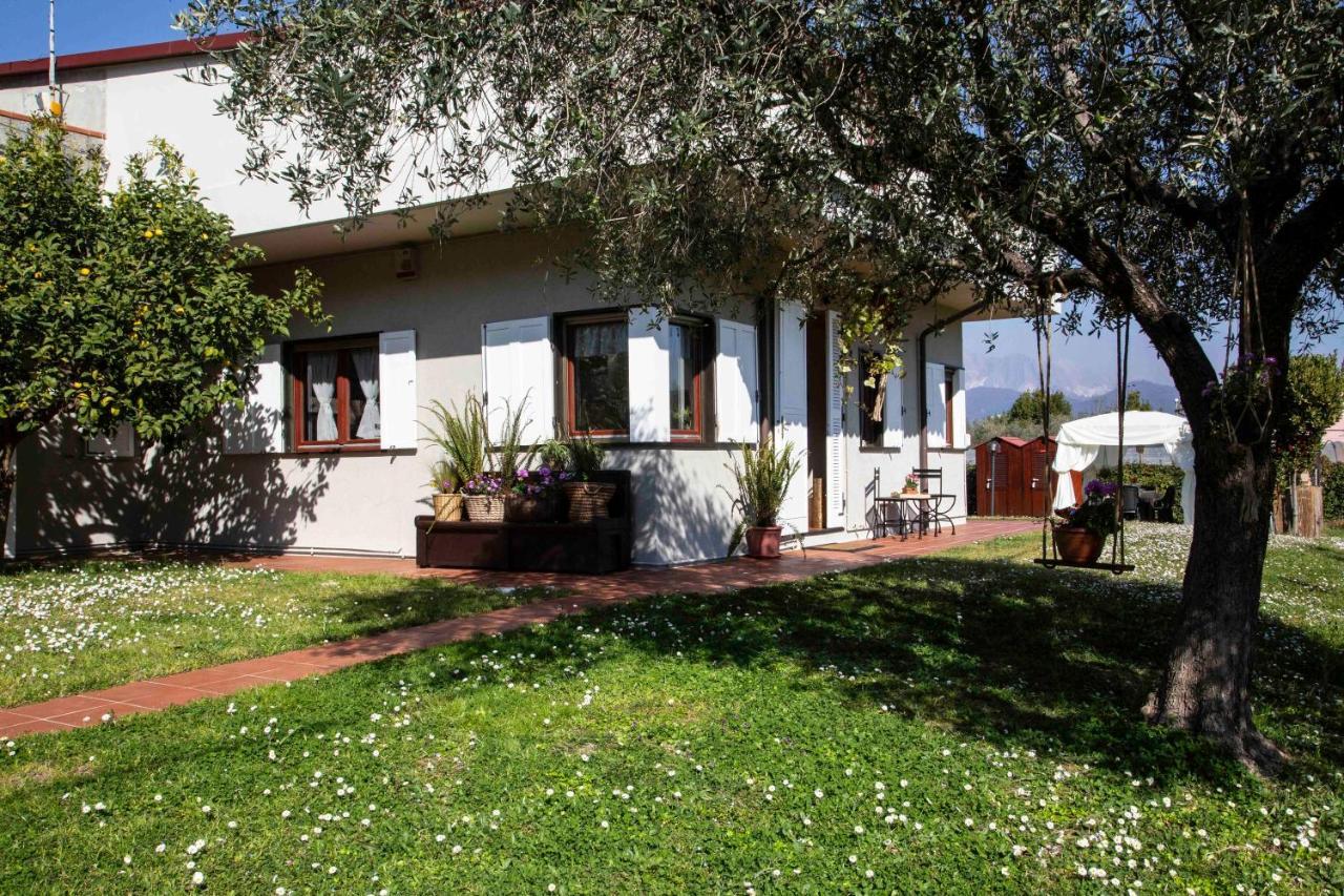 Casa Vacanze Oleandri Villa Ameglia Exterior photo